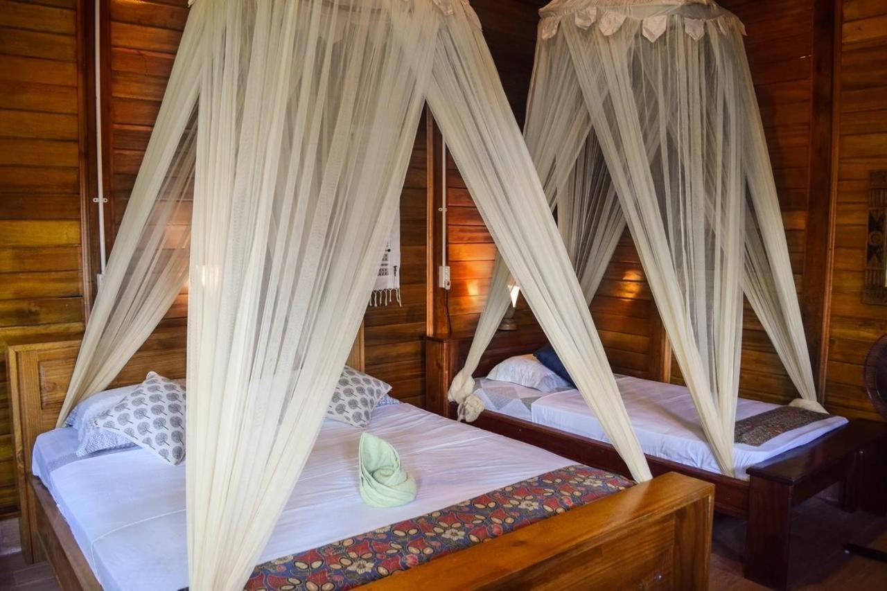 Two Fish Resort Lembeh 비퉁 객실 사진