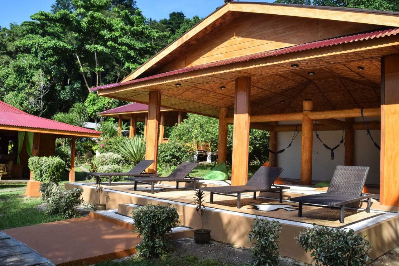 Two Fish Resort Lembeh 비퉁 외부 사진